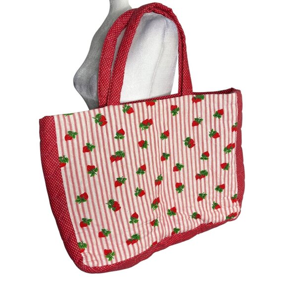 Handmade Quilted Strawberry Print Tote Bag Large Red Striped Inner Pockets - Picture 1 of 6